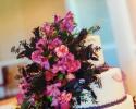 Let us create intricate floral designs for all your wedding needs! 